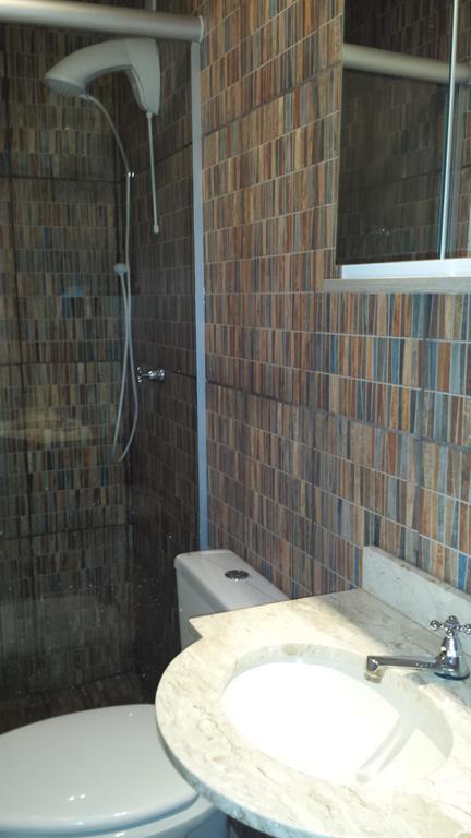 Do Parque Hostal *